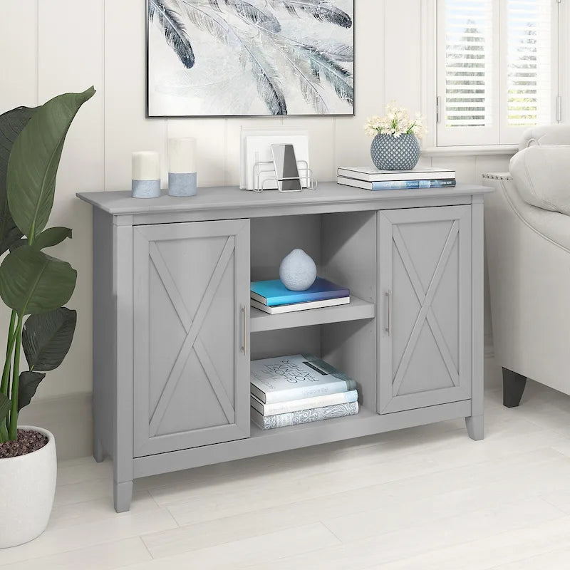 Meuble d'appoint avec portes
