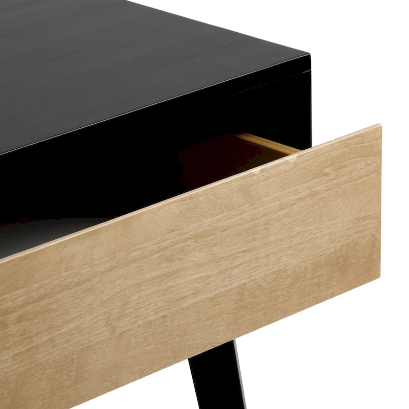 Table de chevet scandinave avec tiroir
