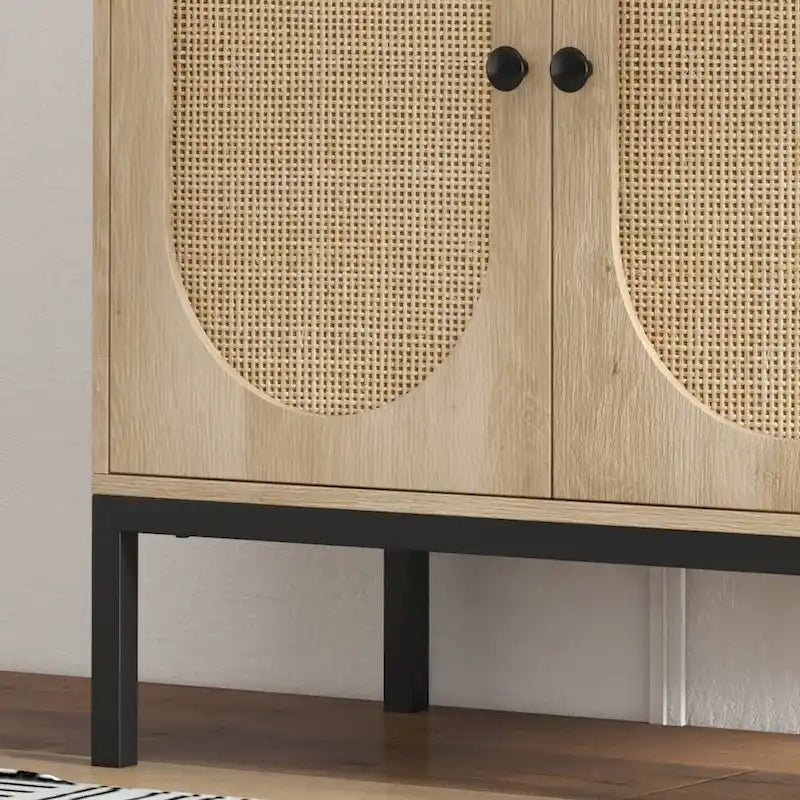 Meuble de rangement beige en rotin avec portes et étagères - N/A