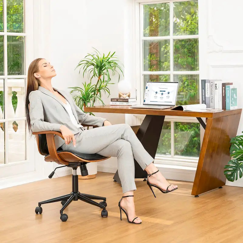 Chaise de bureau pivotante réglable en similicuir avec accoudoirs, design ergonomique